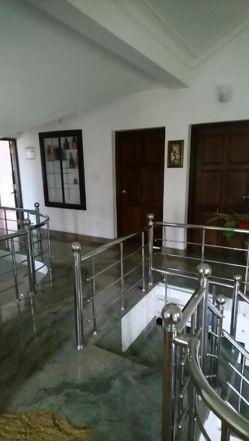 Ben'S Villa Kannur ! エクステリア 写真
