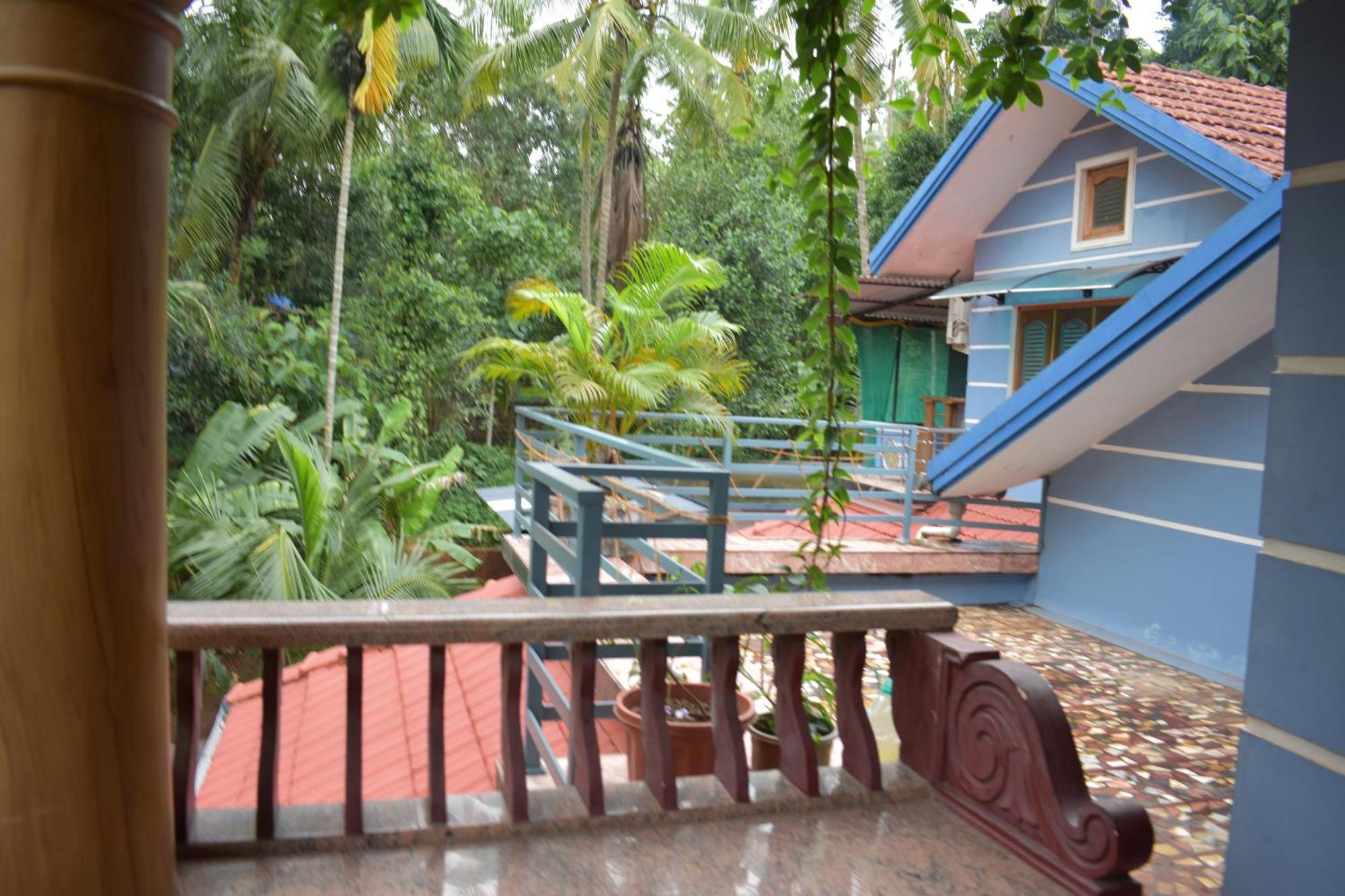 Ben'S Villa Kannur ! エクステリア 写真