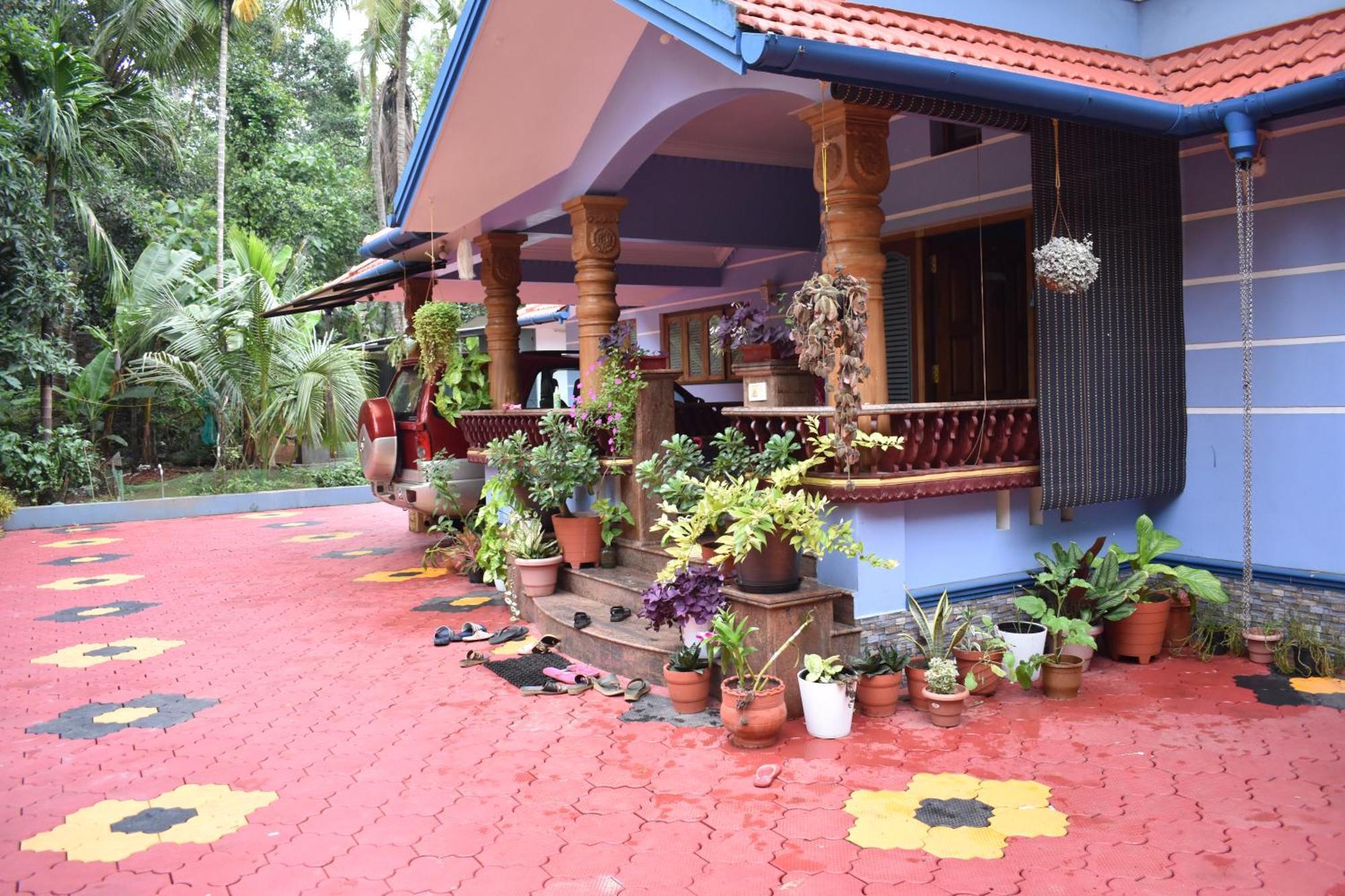 Ben'S Villa Kannur ! エクステリア 写真